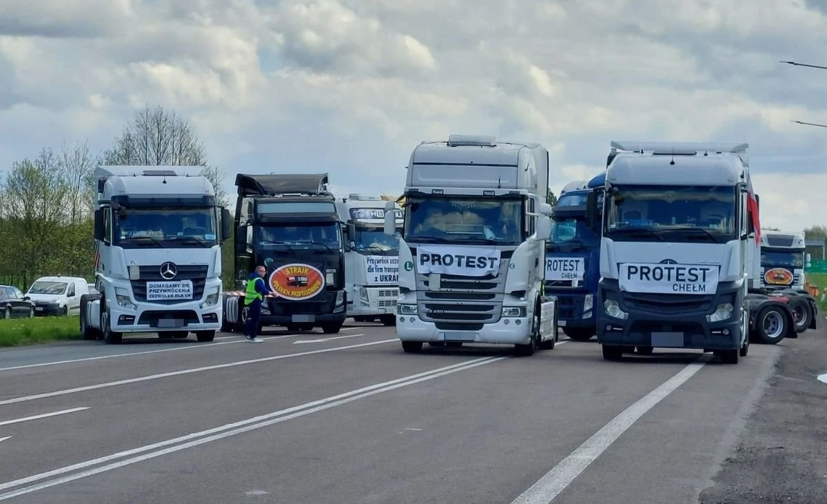 Ultimatum przewoźników: Co grozi wakacyjnym podróżom?